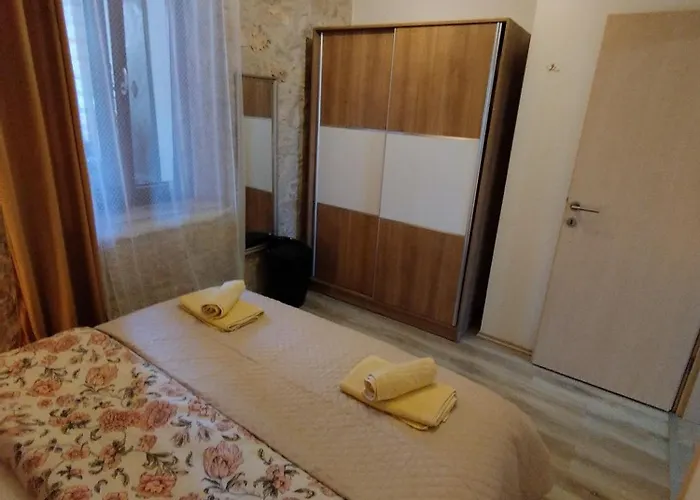 Apartmán Memic 100 M Do Plaze, Memic Only 100m From Poreč