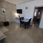Apartman Memic 100 M Do Plaze, Memic Only 100m From *