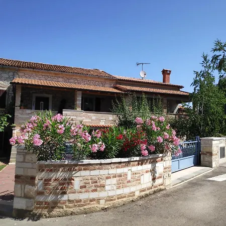 Memic 100 M Do Plaze, Memic Only 100m From Appartement Poreč