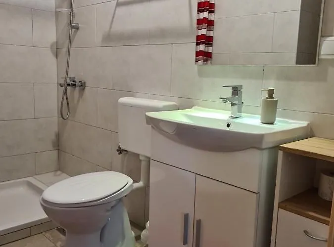 Апартаменты Memic 100 M Do Plaze, Memic Only 100m From