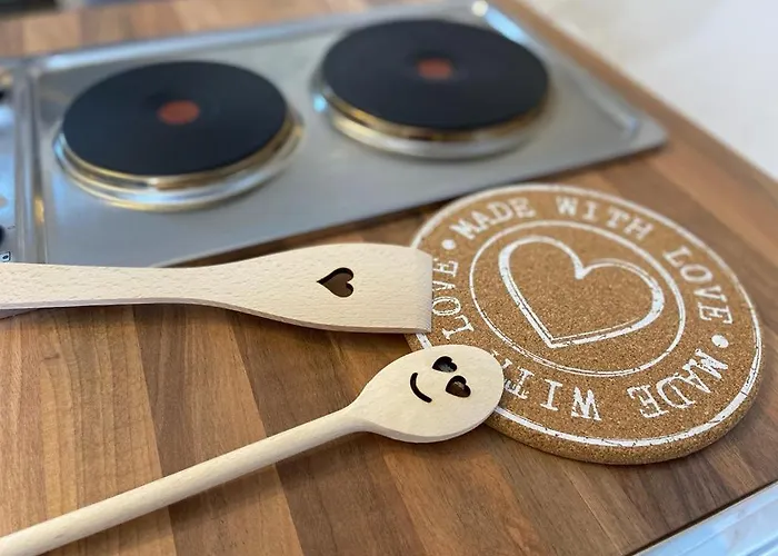 Memic 100 M Do Plaze, Memic Only 100m From פורץ