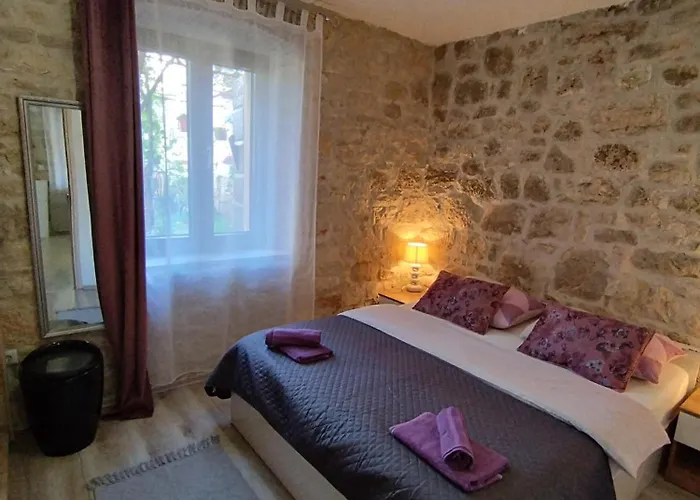 דירה Memic 100 M Do Plaze, Memic Only 100m From פורץ