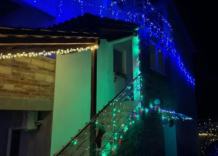 Апартаменты Memic 100 M Do Plaze, Memic Only 100m From *