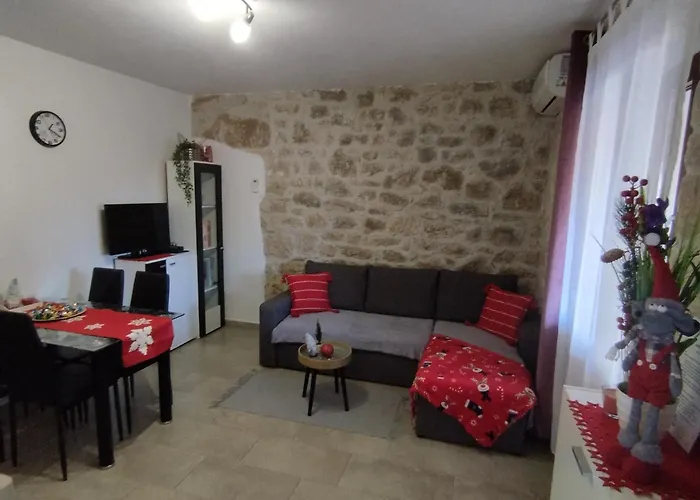 Memic 100 M Do Plaze, Memic Only 100m From דירה