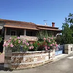 Memic 100 M Do Plaze, Memic Only 100m From Apartment Porec