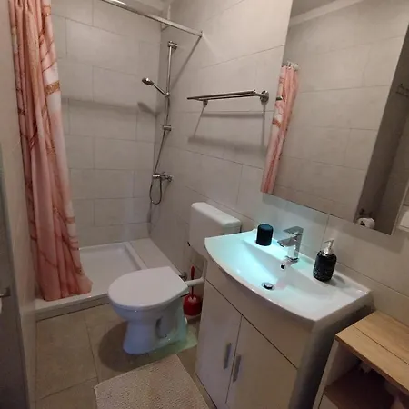 Memic 100 M Do Plaze, Memic Only 100m From Apartment Porec