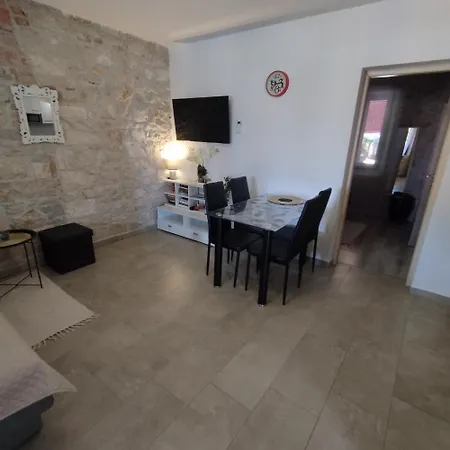 Apartment Memic 100 M Do Plaze, Memic Only 100m From *