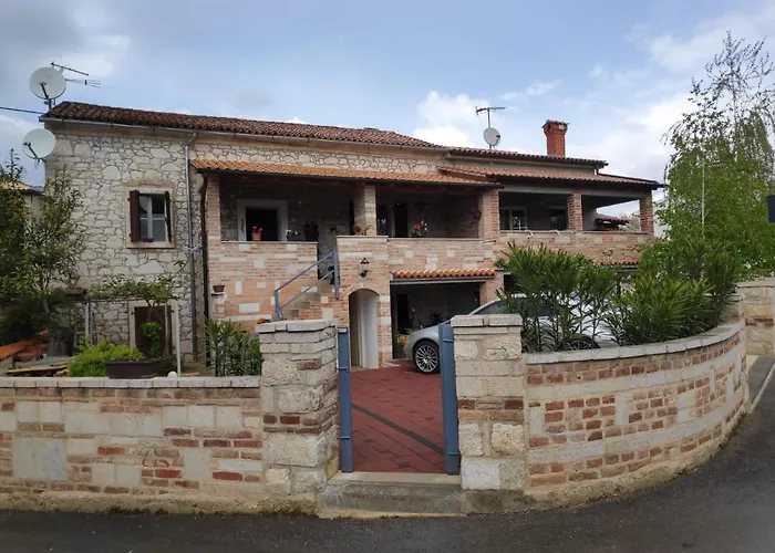 Lejlighed Memic 100 M Do Plaze, Memic Only 100m From