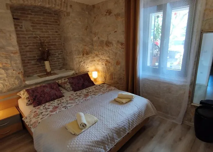 Memic 100 M Do Plaze, Memic Only 100m From * Poreč