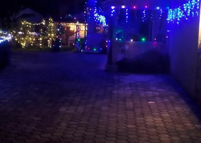 Memic 100 M Do Plaze, Memic Only 100m From Poreč