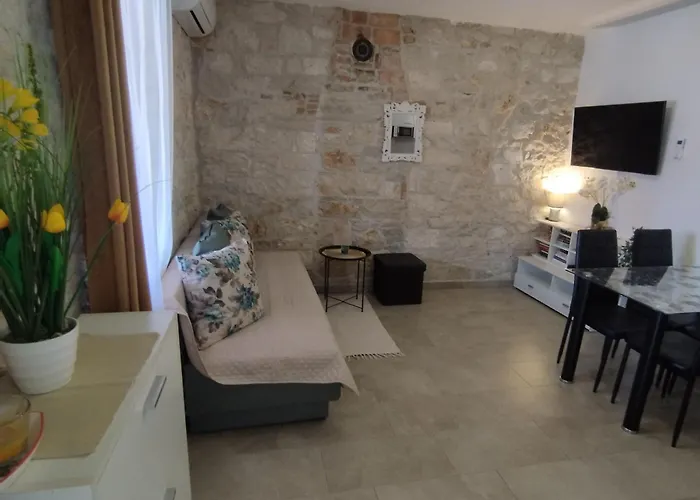 Memic 100 M Do Plaze, Memic Only 100m From * Poreč